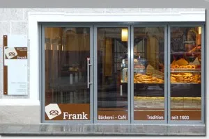 Beklebung Fassade